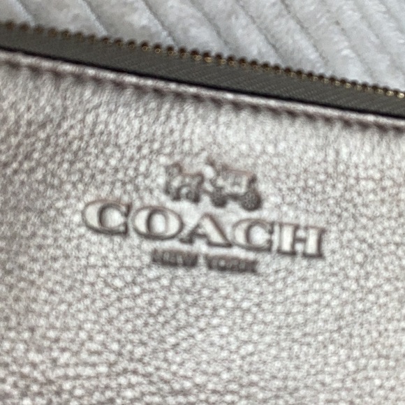 Coach Champagne leather double wristlet. - Picture 13 of 17